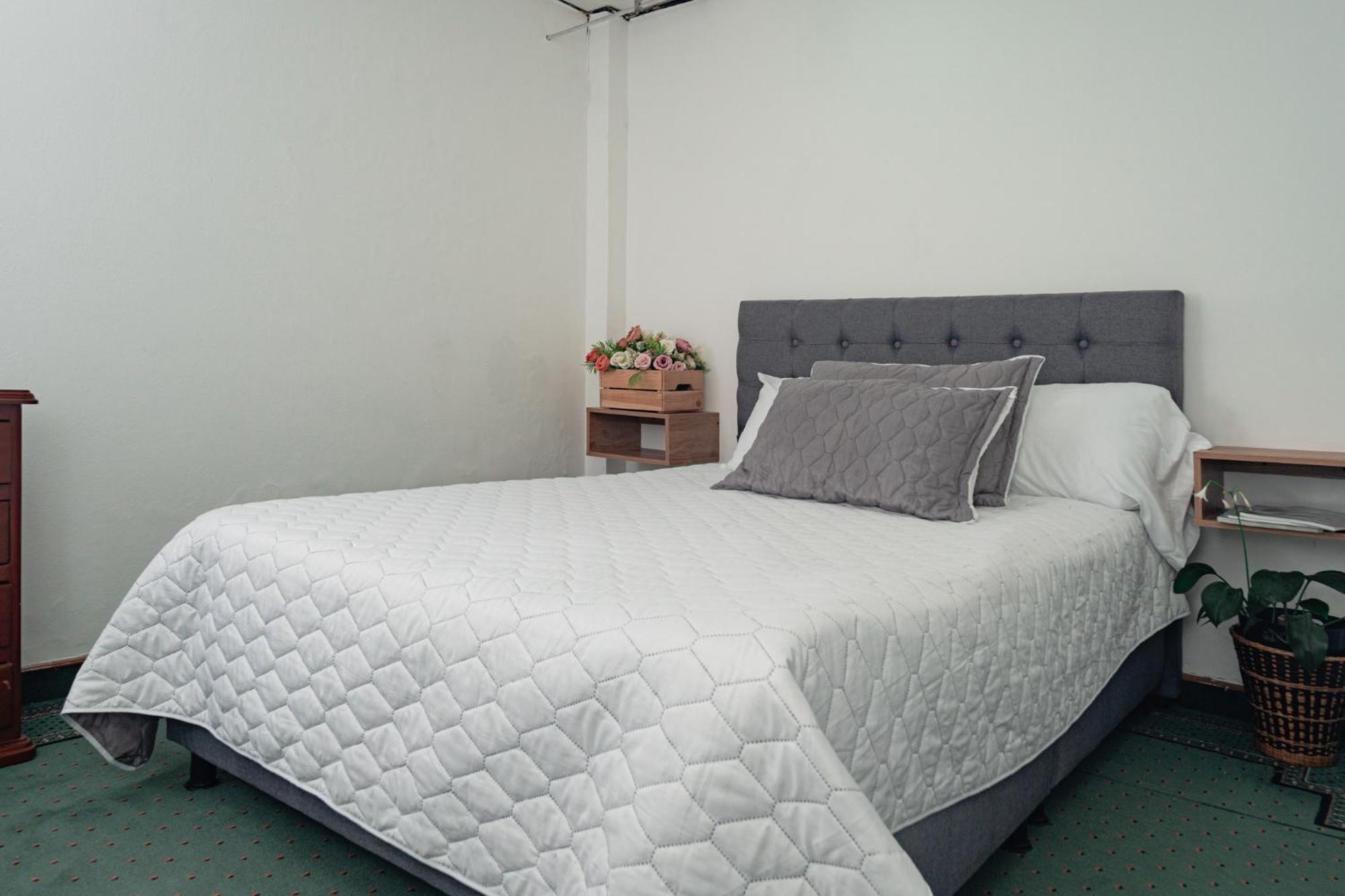 Innovar Casa Hostal Bogota Ngoại thất bức ảnh