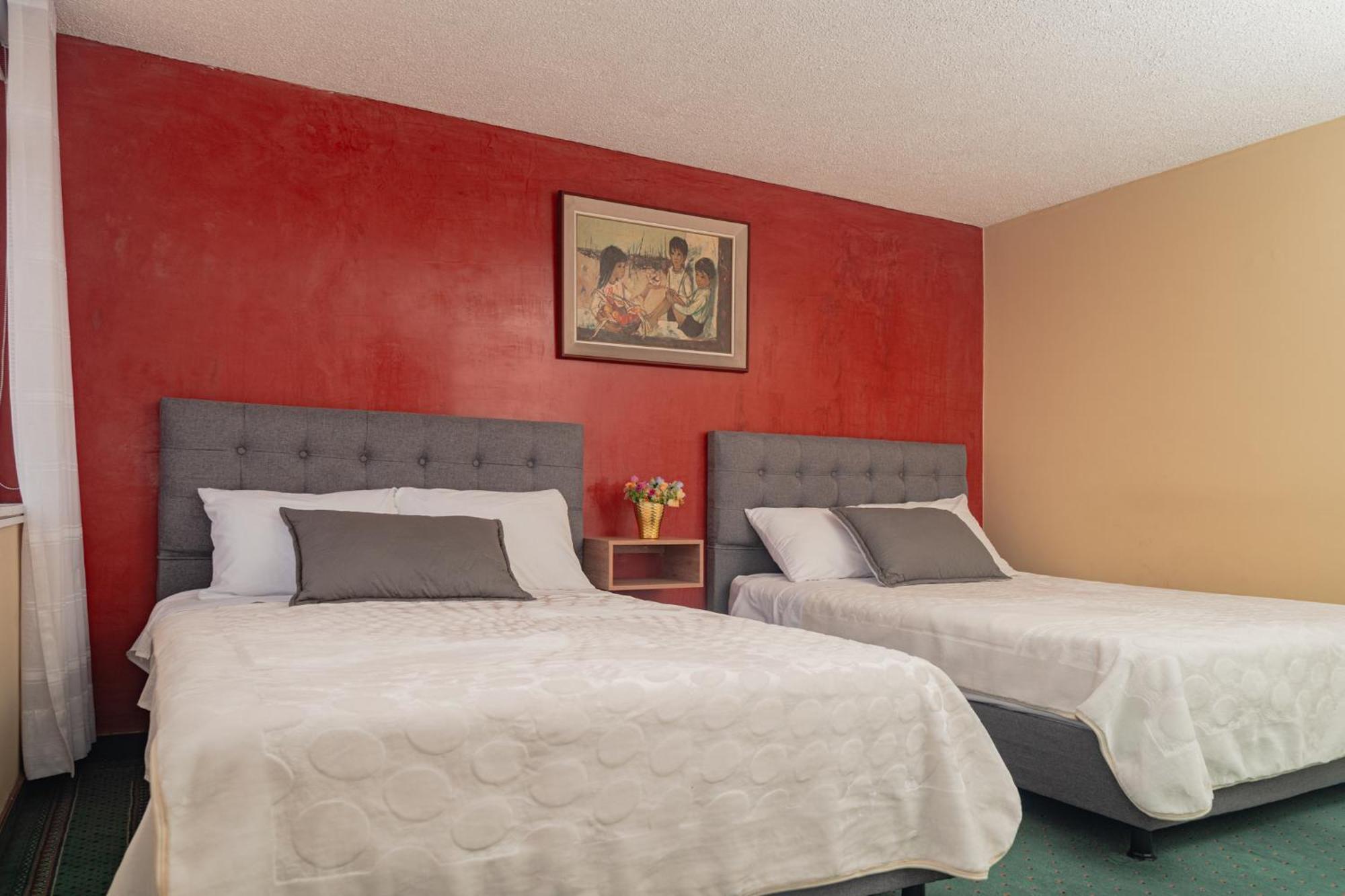 Innovar Casa Hostal Bogota Ngoại thất bức ảnh