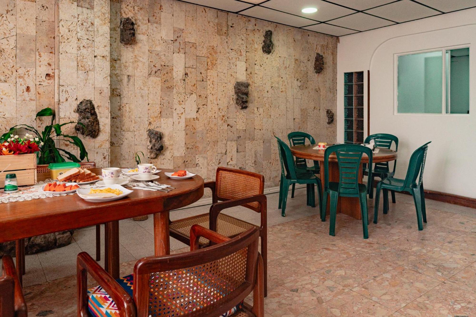 Innovar Casa Hostal Bogota Ngoại thất bức ảnh